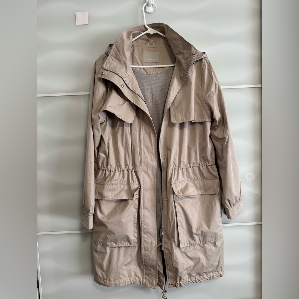 Soia and kyo trench coat jacket size L tan khaki utility jacket pockets safari